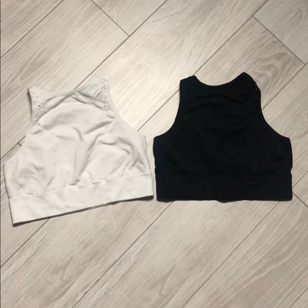 Set of sports bra